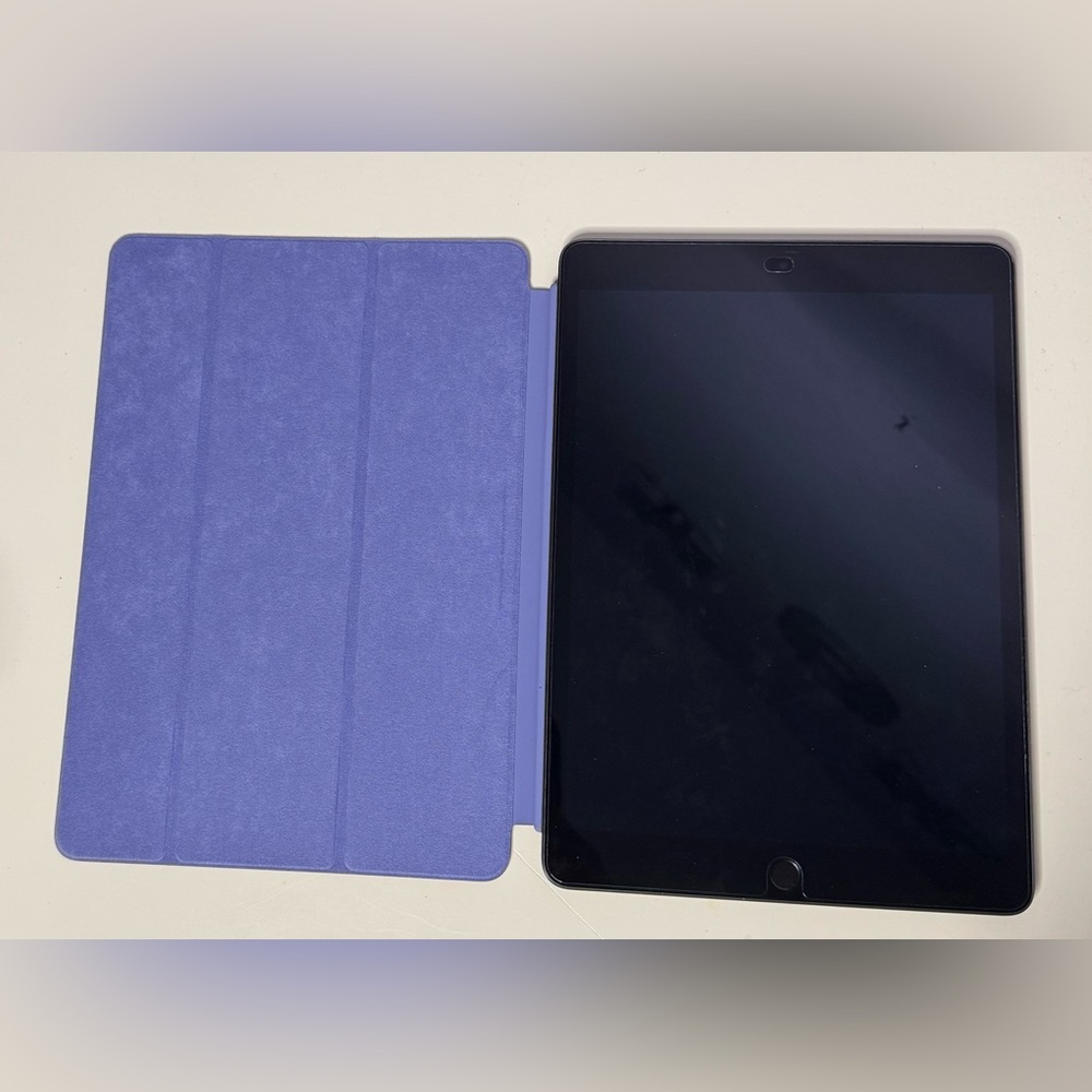 Apple Purple iPad Cover with Tri-Fold Design (5th Generation) - Picture 5 of 7